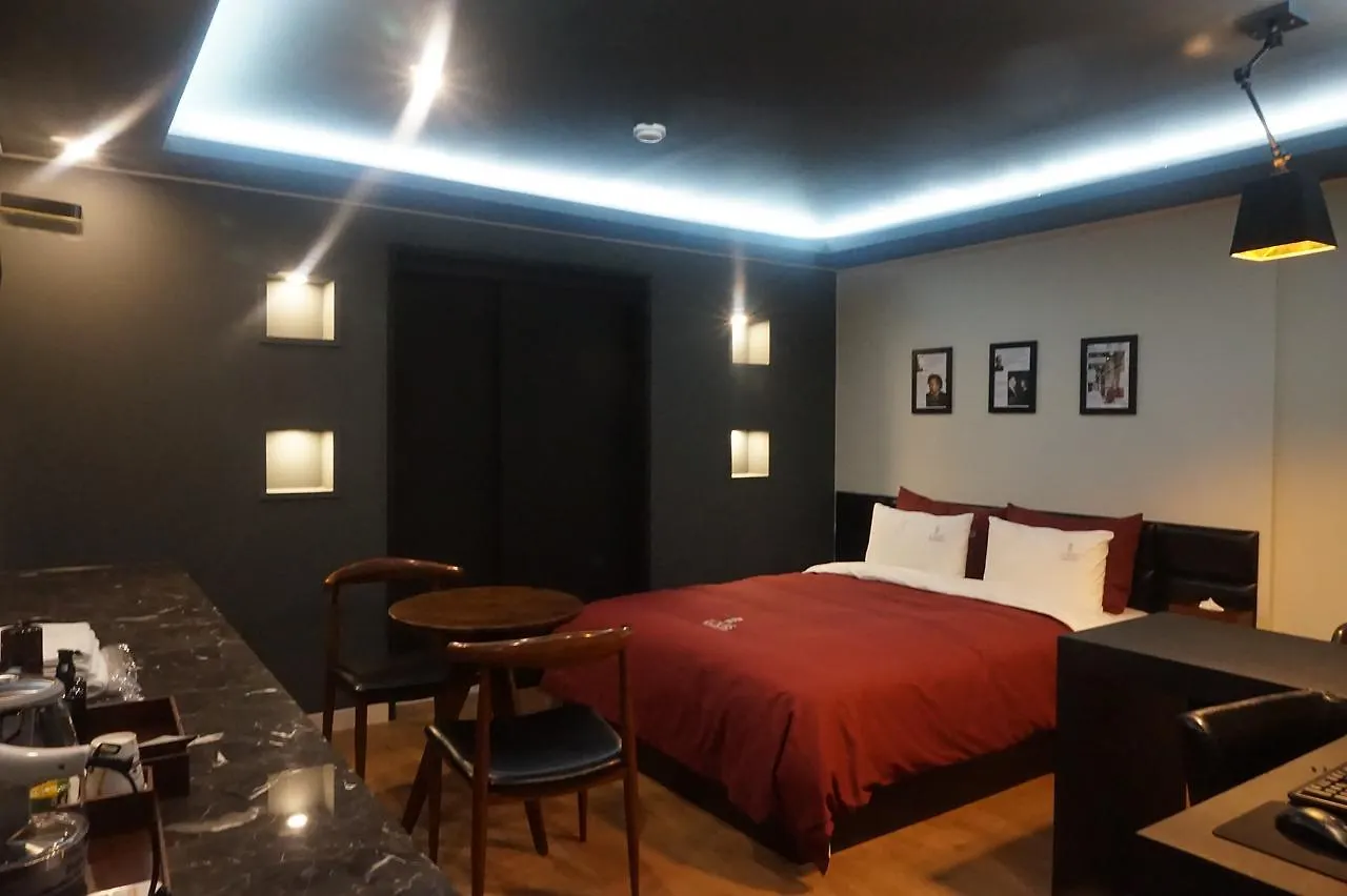 Louis Hotel 부산광역시