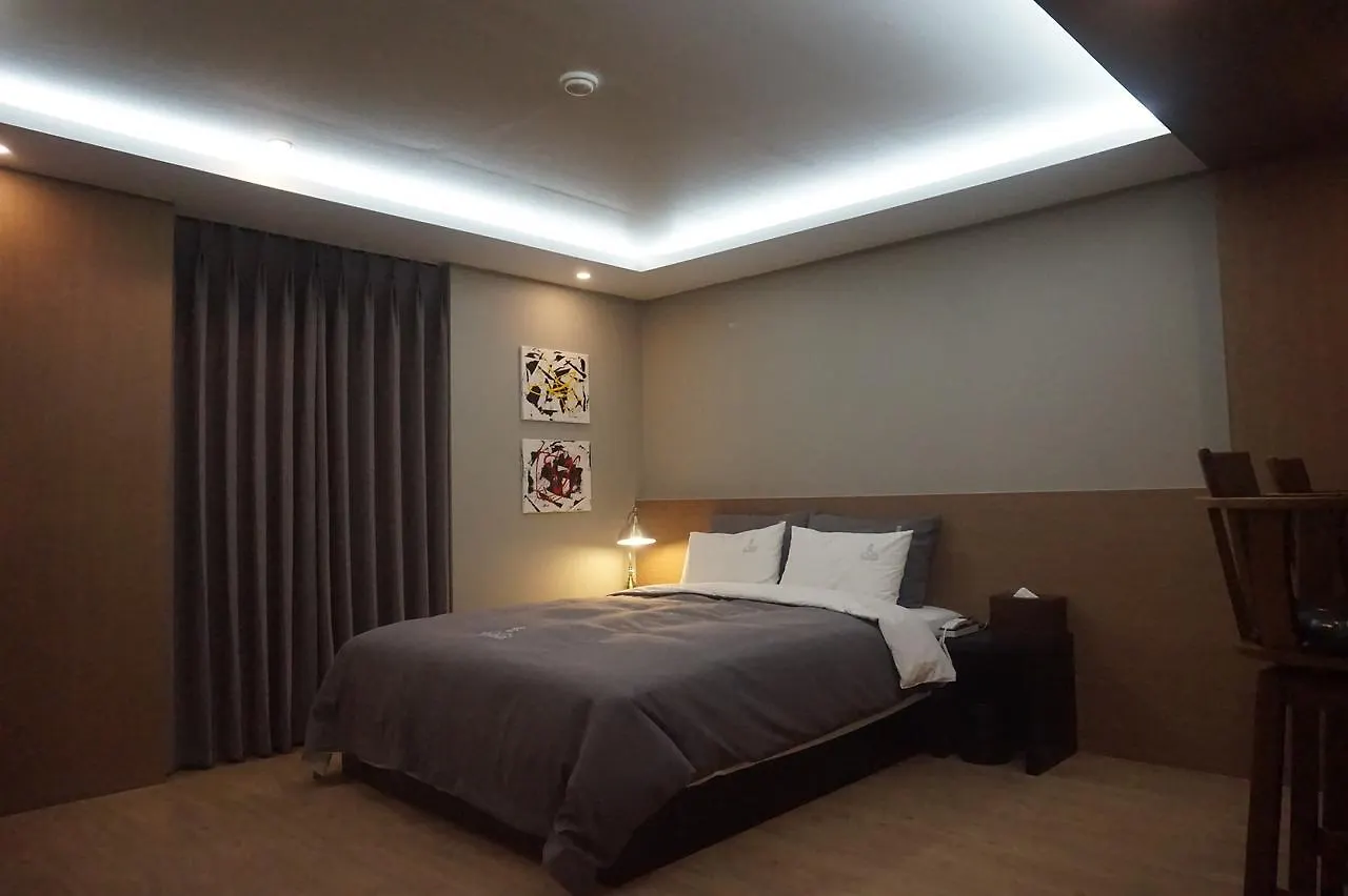 Louis Hotel 부산광역시
