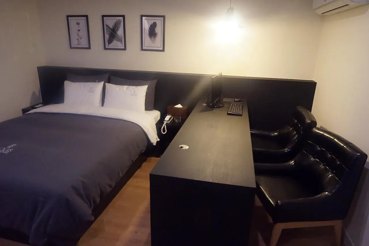 Louis Hotel 부산광역시