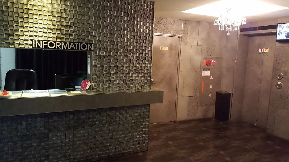 Louis Hotel Pusan