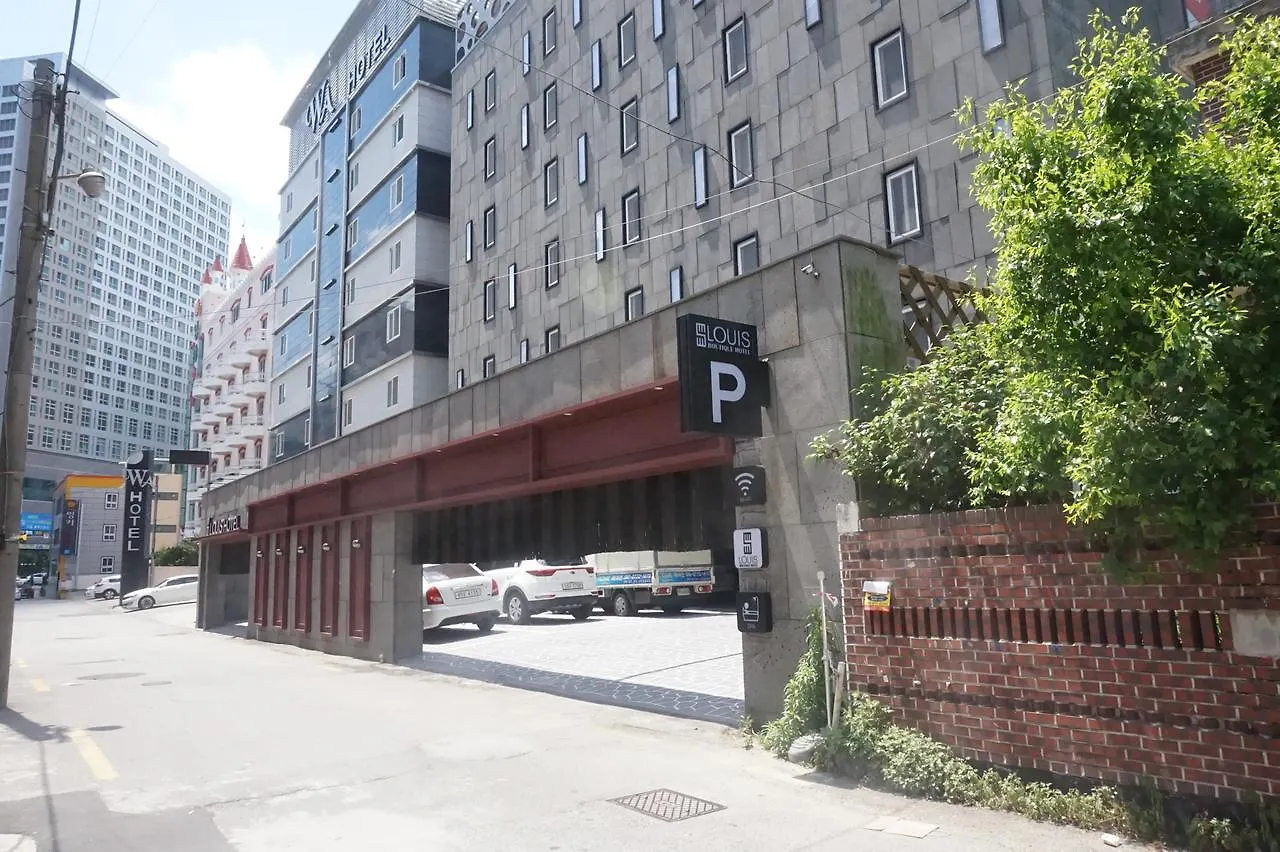 Louis Hotel Pusan 3*,