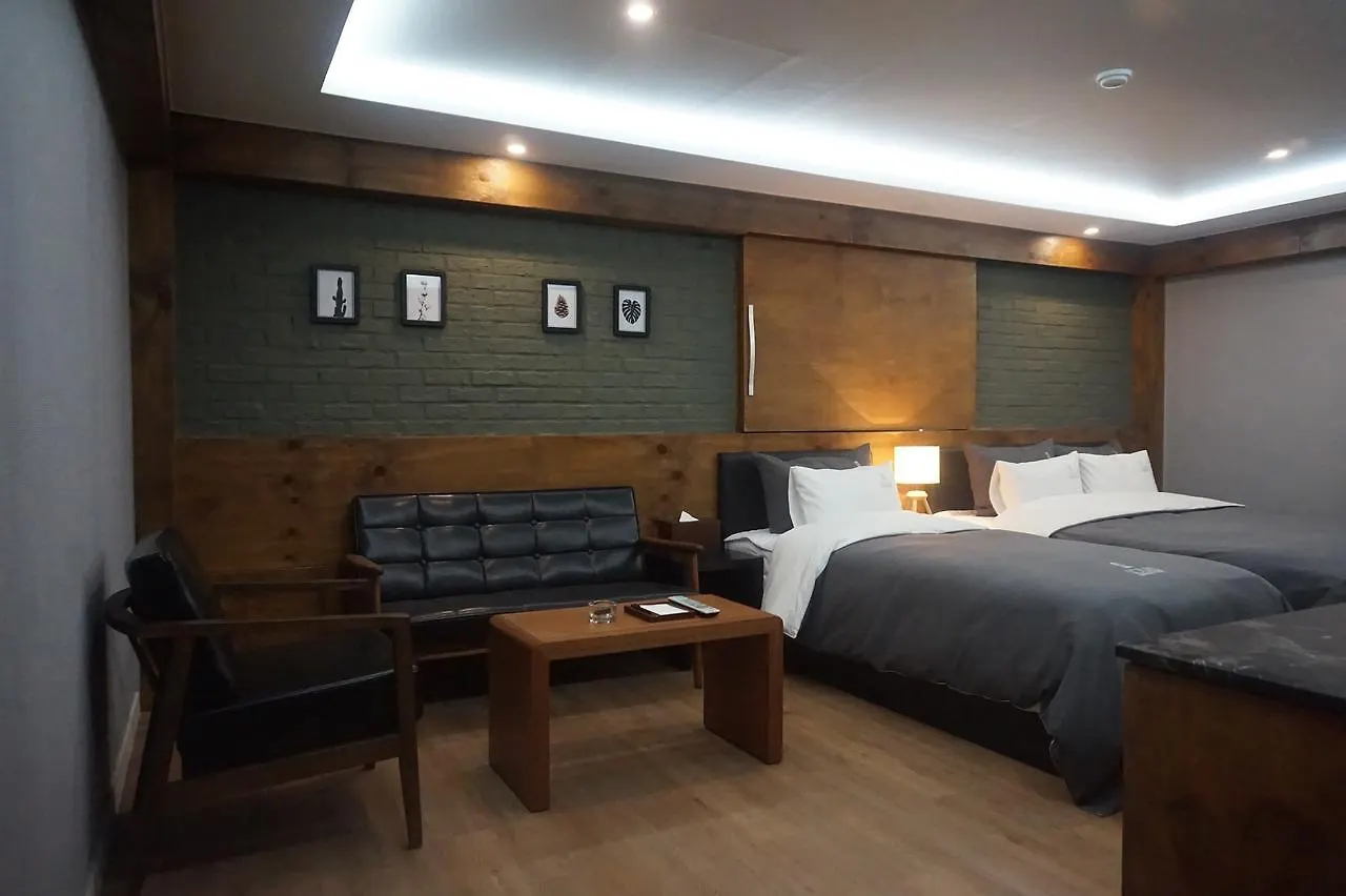 Louis Hotel Pusan