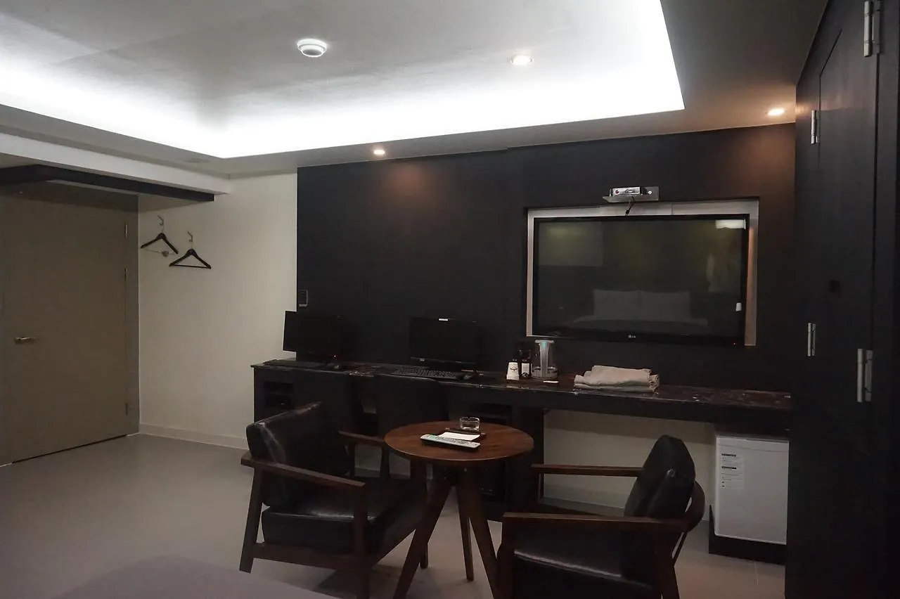 Louis Hotel Pusan